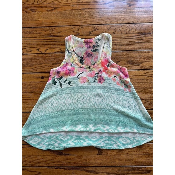 gaze Tops - Gaze Floral Tank top Size S NWOT